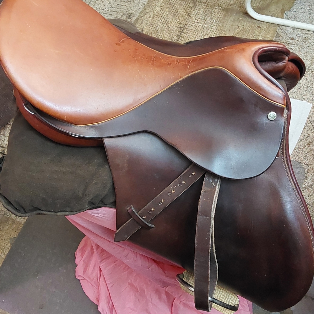 Crosby Lexington 18" Spring Seat Saddle
